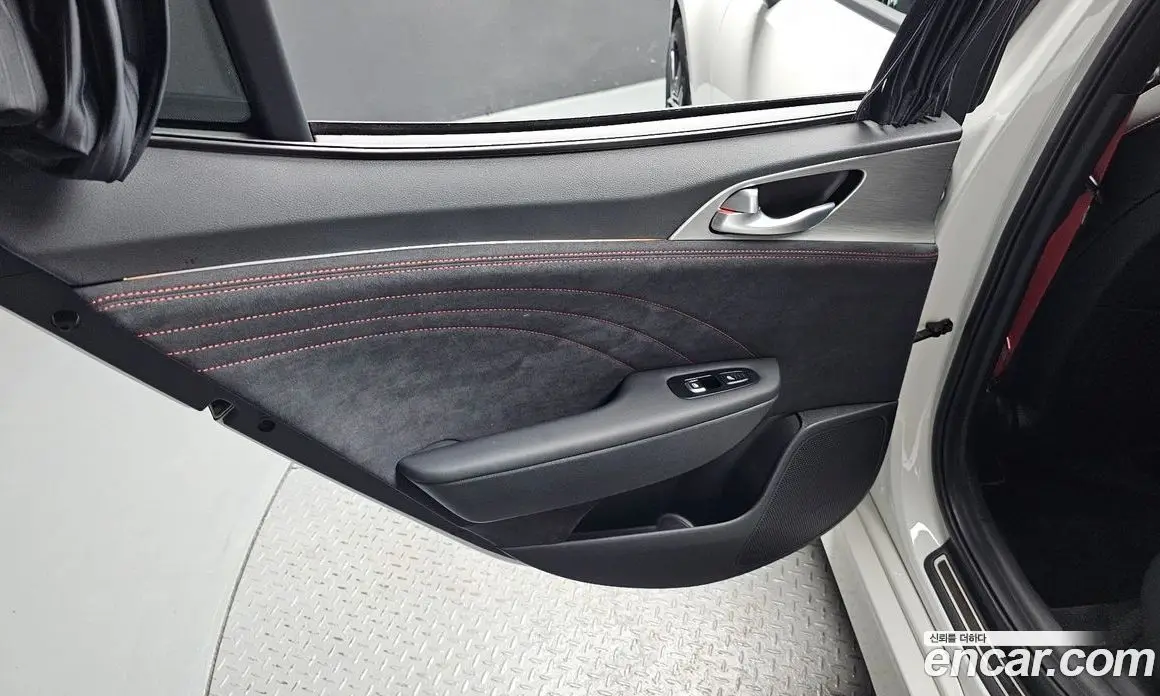 Kia Stinger 2020 3.3 автомат (гидро), фото 14 Kia Stinger 2020 3.3 автомат (гидро), фото 14