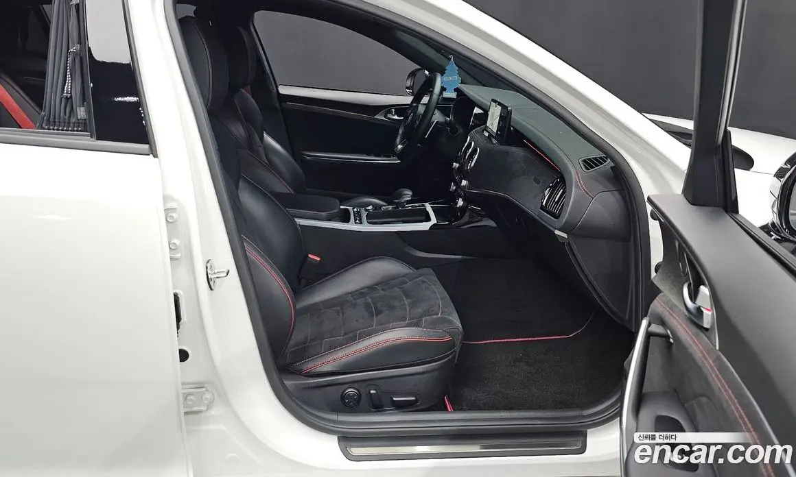 Kia Stinger 2020 3.3 автомат (гидро), фото 15 Kia Stinger 2020 3.3 автомат (гидро), фото 15