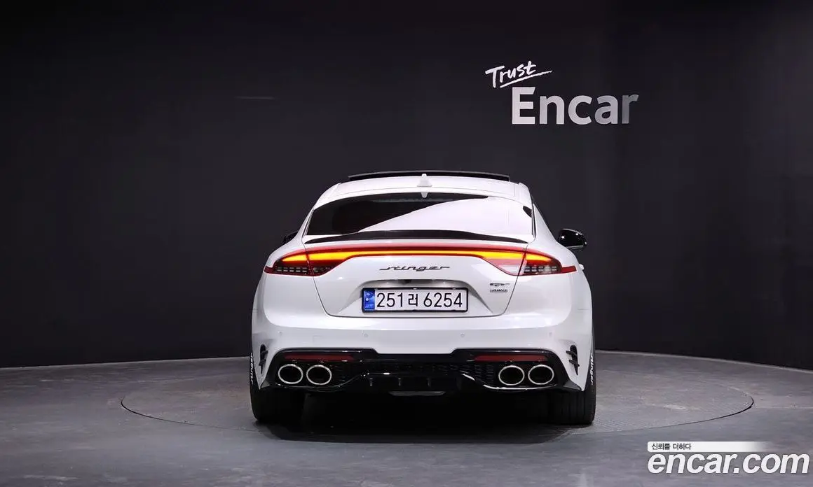 Kia Stinger 2020 3.3 автомат (гидро), фото 3 Kia Stinger 2020 3.3 автомат (гидро), фото 3