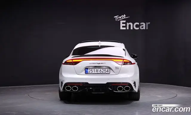 Kia Stinger 2020 3.3 автомат (гидро), миниатюра 3 Kia Stinger 2020 3.3 автомат (гидро), миниатюра 3