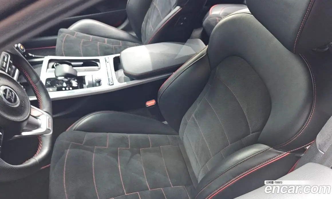 Kia Stinger 2020 3.3 автомат (гидро), фото 28 Kia Stinger 2020 3.3 автомат (гидро), фото 28