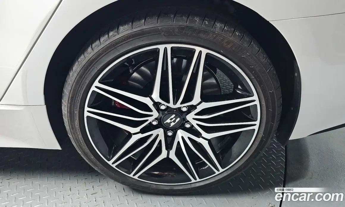 Kia Stinger 2020 3.3 автомат (гидро), фото 6 Kia Stinger 2020 3.3 автомат (гидро), фото 6