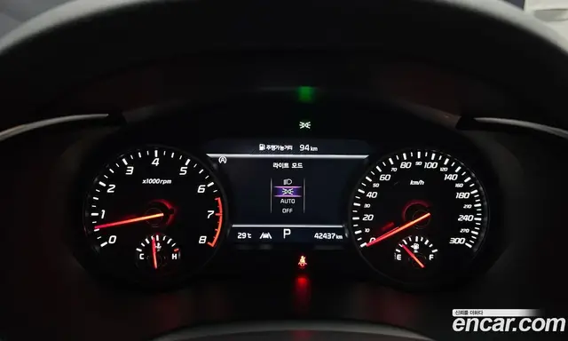 Kia Stinger 2020 3.3 автомат (гидро), миниатюра 10 Kia Stinger 2020 3.3 автомат (гидро), миниатюра 10