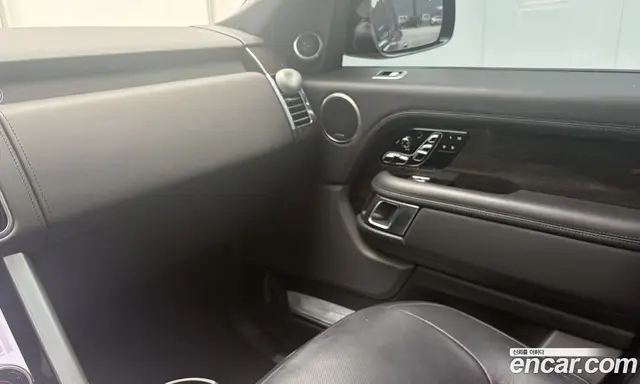 Land Rover Range Rover 2018 4.4 автомат (гидро), миниатюра 6