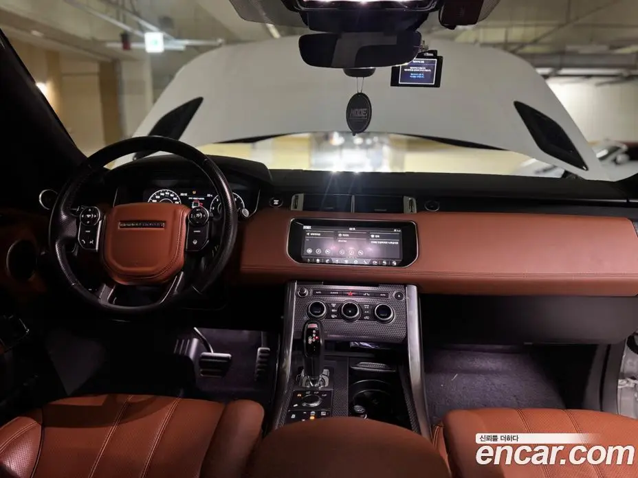 Land Rover Range Rover Sport 2017 3.0 автомат (гидро), фото 6 Land Rover Range Rover Sport 2017 3.0 автомат (гидро), фото 6