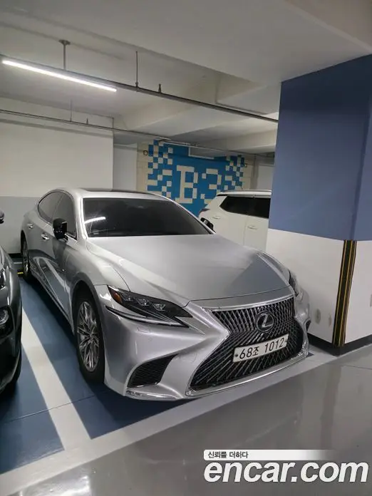 Lexus LS 2017 3.5 автомат (гидро), миниатюра 5 Lexus LS 2017 3.5 автомат (гидро), миниатюра 5
