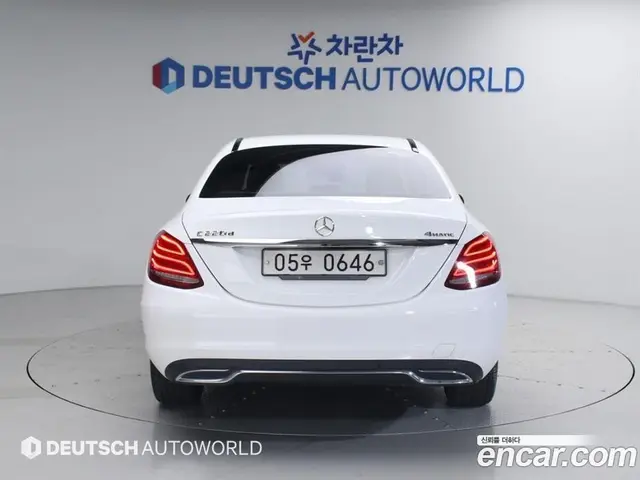 Mercedes-Benz C-Class 2015 2.1 автомат (гидро), миниатюра 4 Mercedes-Benz C-Class 2015 2.1 автомат (гидро), миниатюра 4
