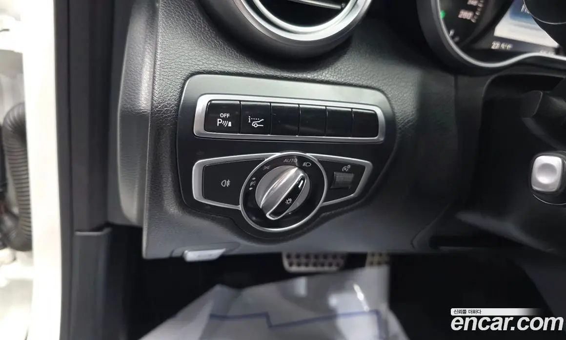 Mercedes-Benz C-Class 2016 2.0 автомат (гидро), фото 12