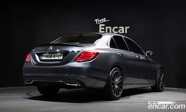 Mercedes-Benz C-Class 2017 2.0 автомат (гидро), миниатюра 2