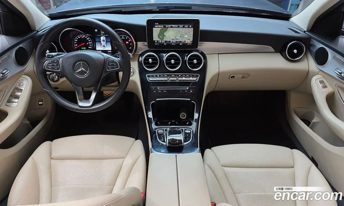 Mercedes-Benz C-Class 2017 2.0 автомат (гидро), фото 16