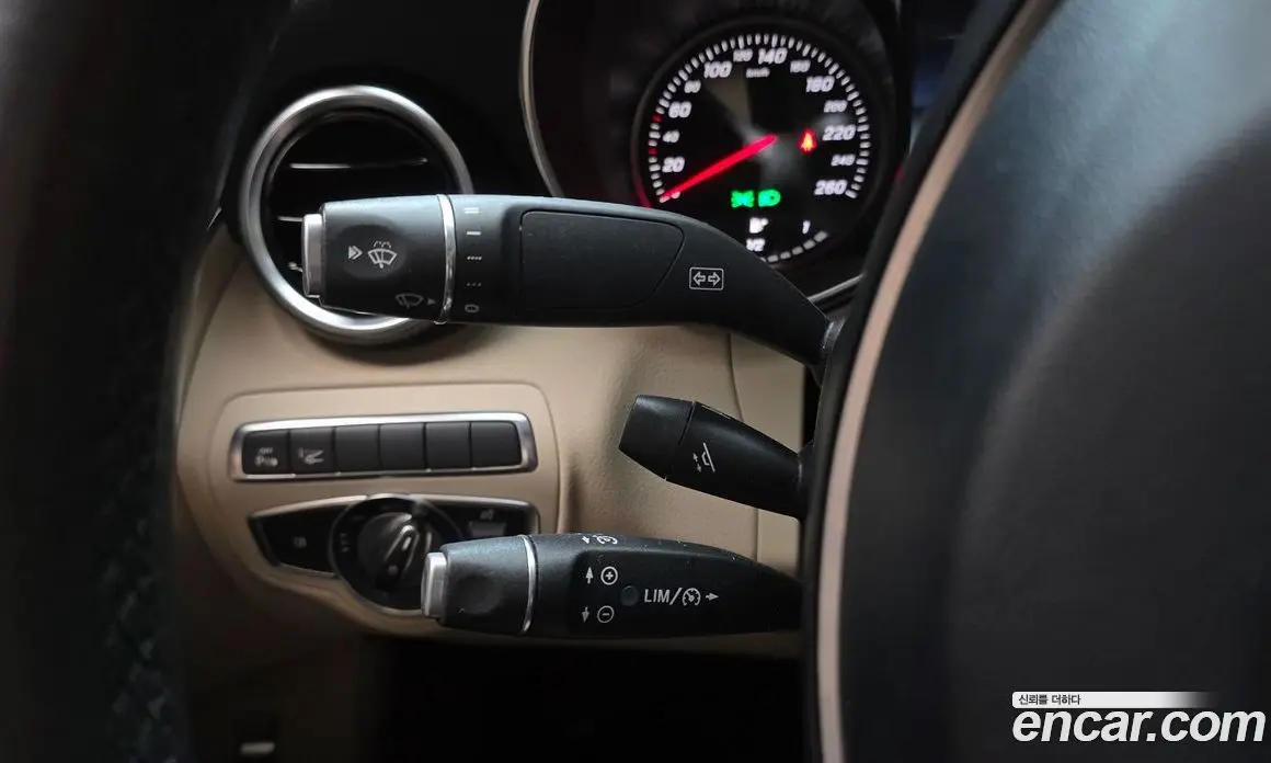Mercedes-Benz C-Class 2017 2.0 автомат (гидро), фото 26