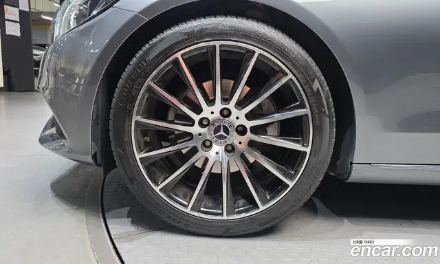 Mercedes-Benz C-Class 2017 2.0 автомат (гидро), миниатюра 5