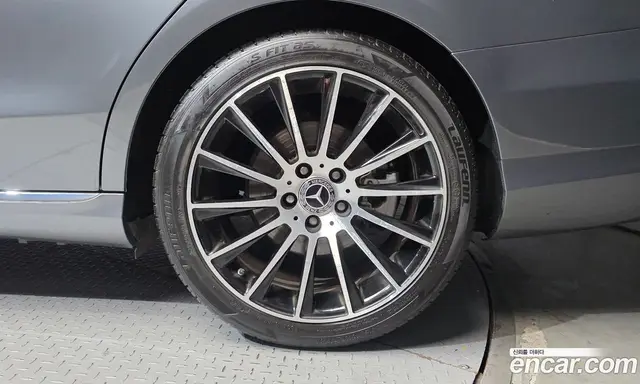 Mercedes-Benz C-Class 2017 2.0 автомат (гидро), миниатюра 7