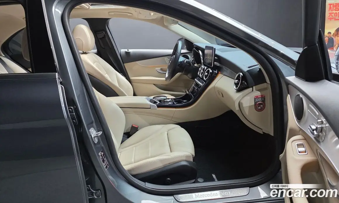 Mercedes-Benz C-Class 2017 2.0 автомат (гидро), фото 10