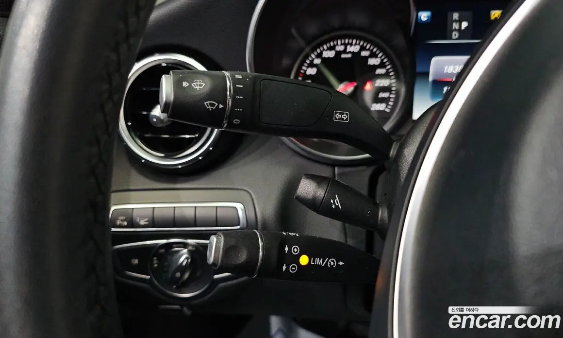 Mercedes-Benz C-Class 2018 2.0 автомат (гидро), фото 15