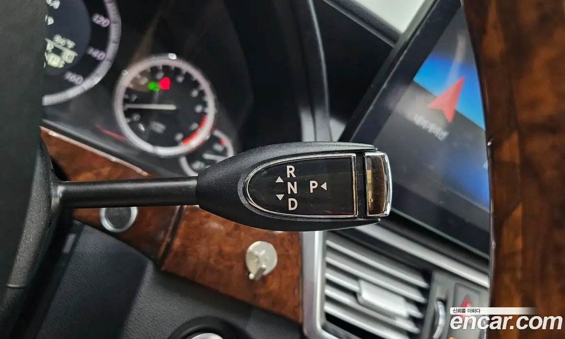 Mercedes-Benz E-Class 2011 3.5 автомат (гидро), фото 9