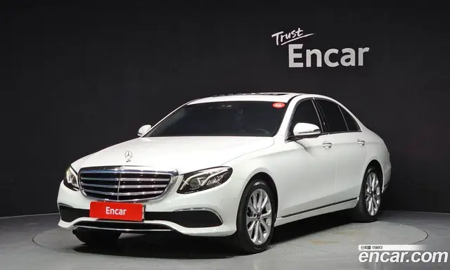 Mercedes-Benz E-Class, 2019, 117 009 км