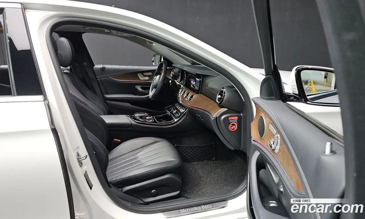 Mercedes-Benz E-Class 2019 1.9 автомат (гидро), фото 18