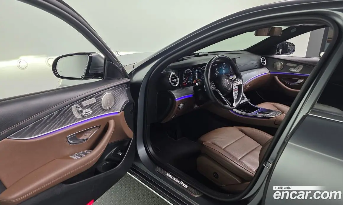 Mercedes-Benz E-Class 2023 2.0 автомат (гидро), фото 11
