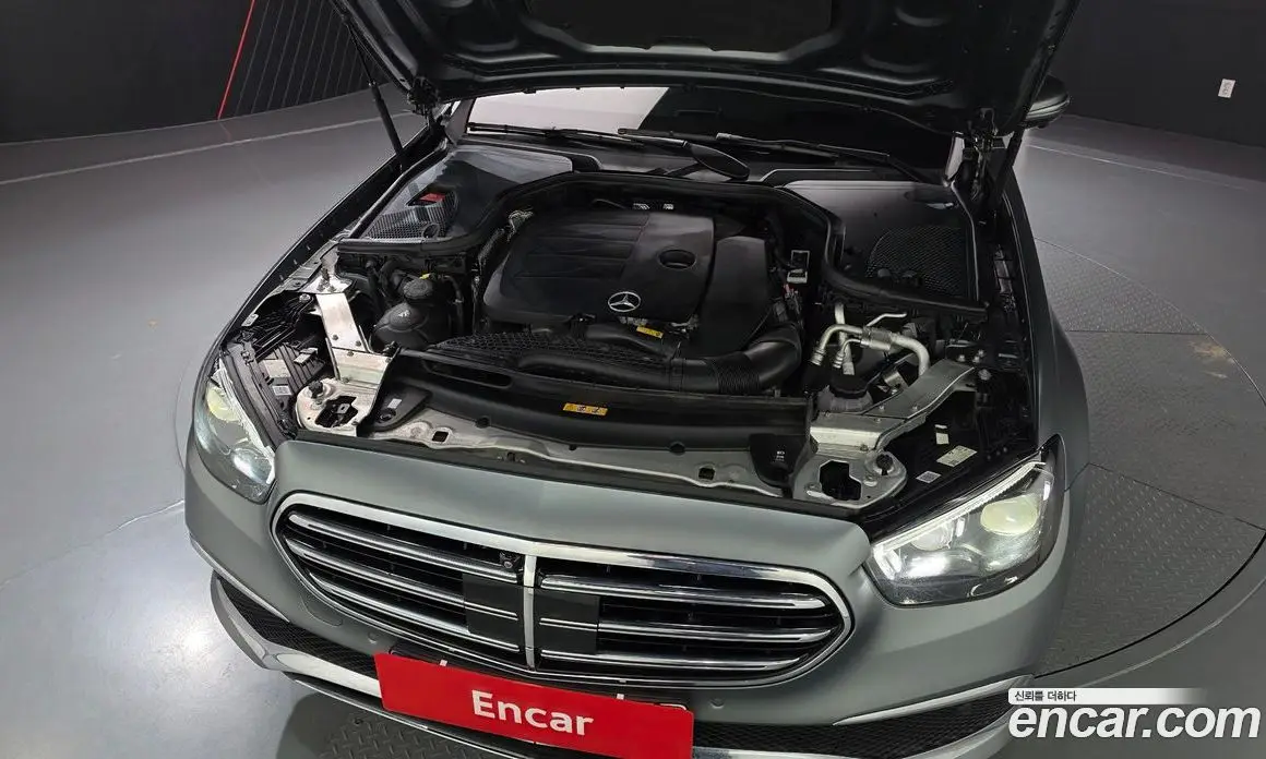 Mercedes-Benz E-Class 2023 2.0 автомат (гидро), фото 6