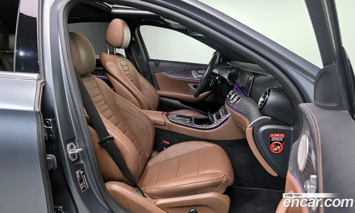 Mercedes-Benz E-Class 2023 2.0 автомат (гидро), фото 10