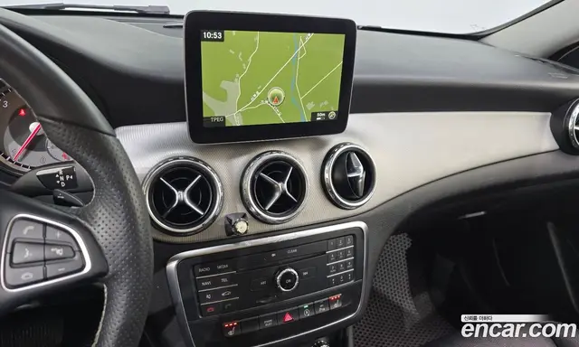Mercedes-Benz GLA-Class 2016 2.1 автомат (гидро), миниатюра 12