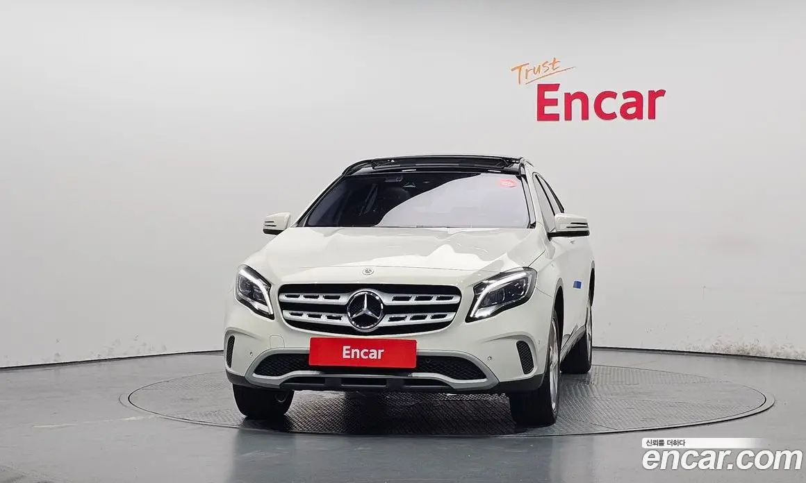 Mercedes-Benz GLA-Class 2017 2.0 автомат (гидро), фото 3