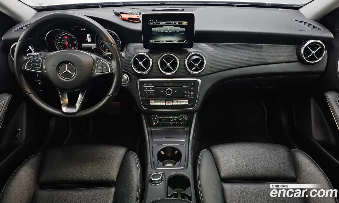 Mercedes-Benz GLA-Class 2017 2.0 автомат (гидро), фото 7