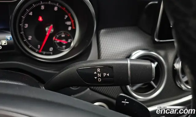 Mercedes-Benz GLA-Class 2017 2.0 автомат (гидро), миниатюра 9