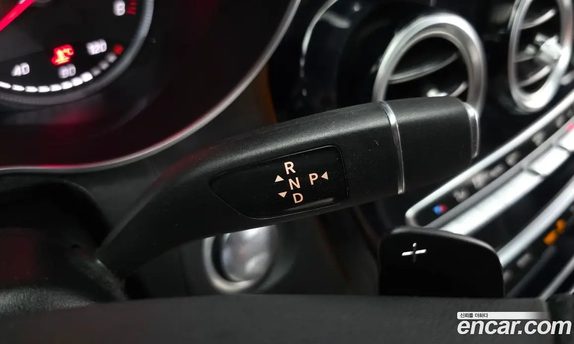 Mercedes-Benz GLC-Class 2019 2.0 автомат (гидро), фото 12