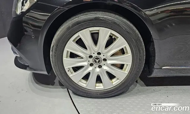 Mercedes-Benz S-Class 2018 4.0 автомат (гидро), миниатюра 5