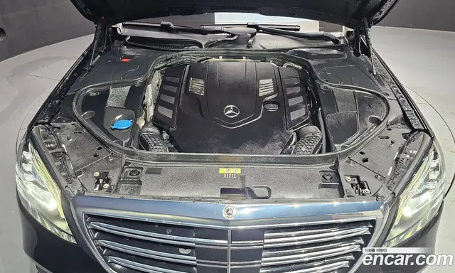 Mercedes-Benz S-Class 2018 4.0 автомат (гидро), миниатюра 6