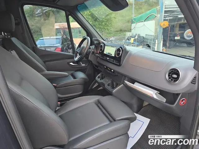 Mercedes-Benz Sprinter 2021 3.0 автомат (гидро), миниатюра 8