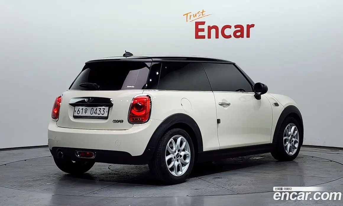 Mini Cooper 2016 1.5 автомат (гидро), фото 2 Mini Cooper 2016 1.5 автомат (гидро), фото 2