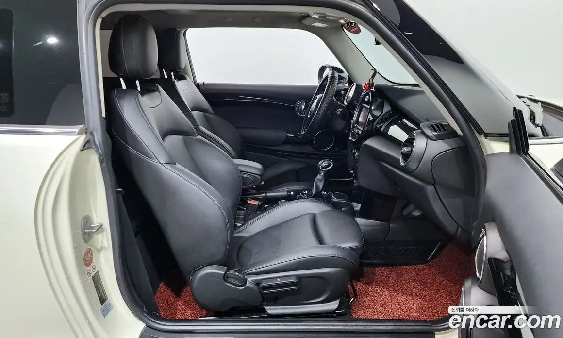 Mini Cooper 2016 1.5 автомат (гидро), фото 11 Mini Cooper 2016 1.5 автомат (гидро), фото 11
