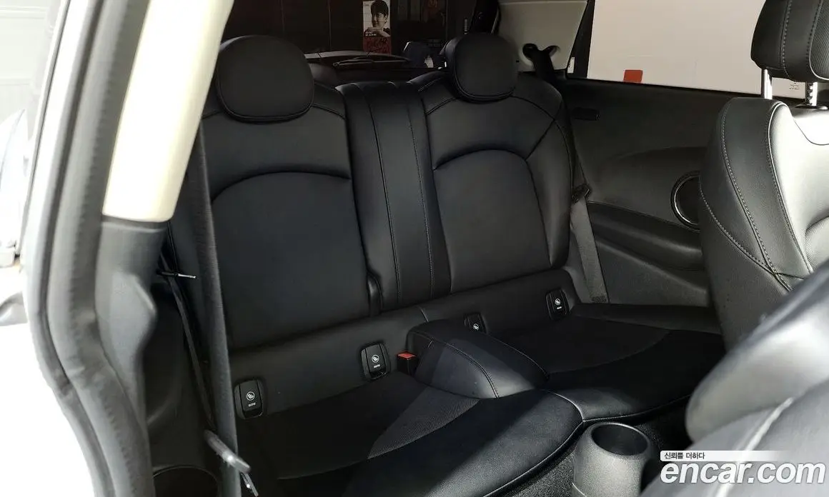 Mini Cooper 2016 1.5 автомат (гидро), фото 12 Mini Cooper 2016 1.5 автомат (гидро), фото 12