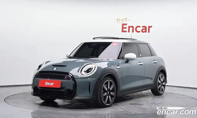 Mini Cooper, 2023, 4 329 км