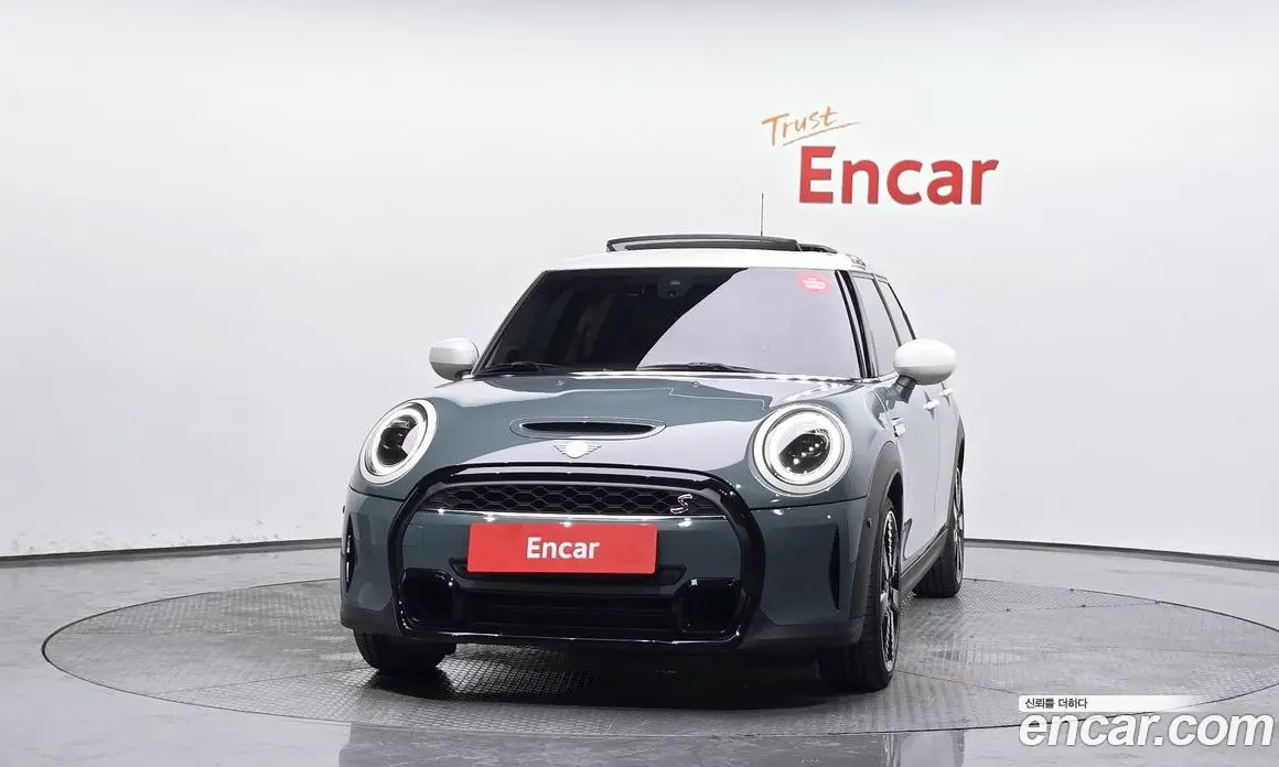 Mini Cooper 2023 2.0 автомат (гидро), фото 3