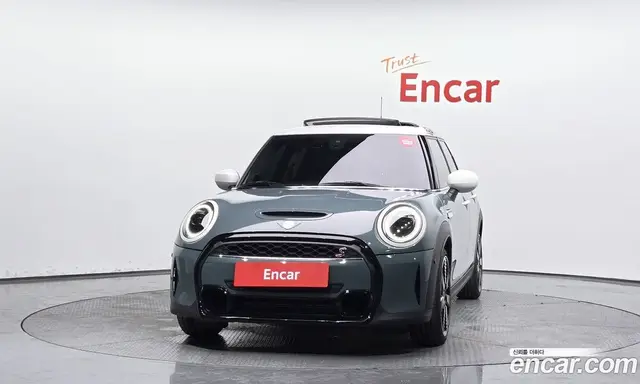 Mini Cooper 2023 2.0 автомат (гидро), миниатюра 3
