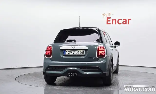 Mini Cooper 2023 2.0 автомат (гидро), миниатюра 4