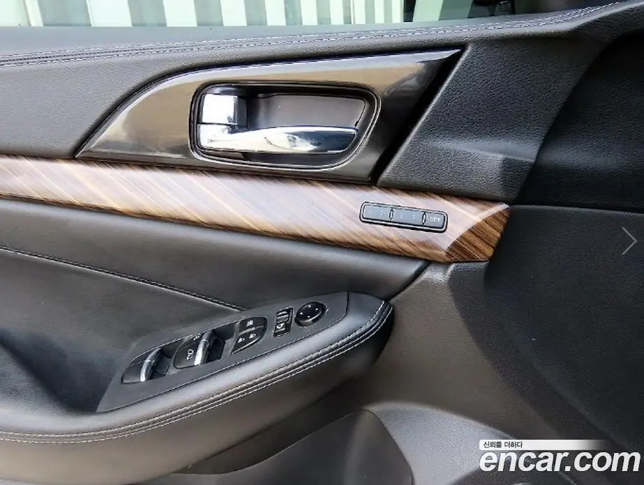 Nissan Maxima 2016 3.5 автомат (гидро), фото 11 Nissan Maxima 2016 3.5 автомат (гидро), фото 11