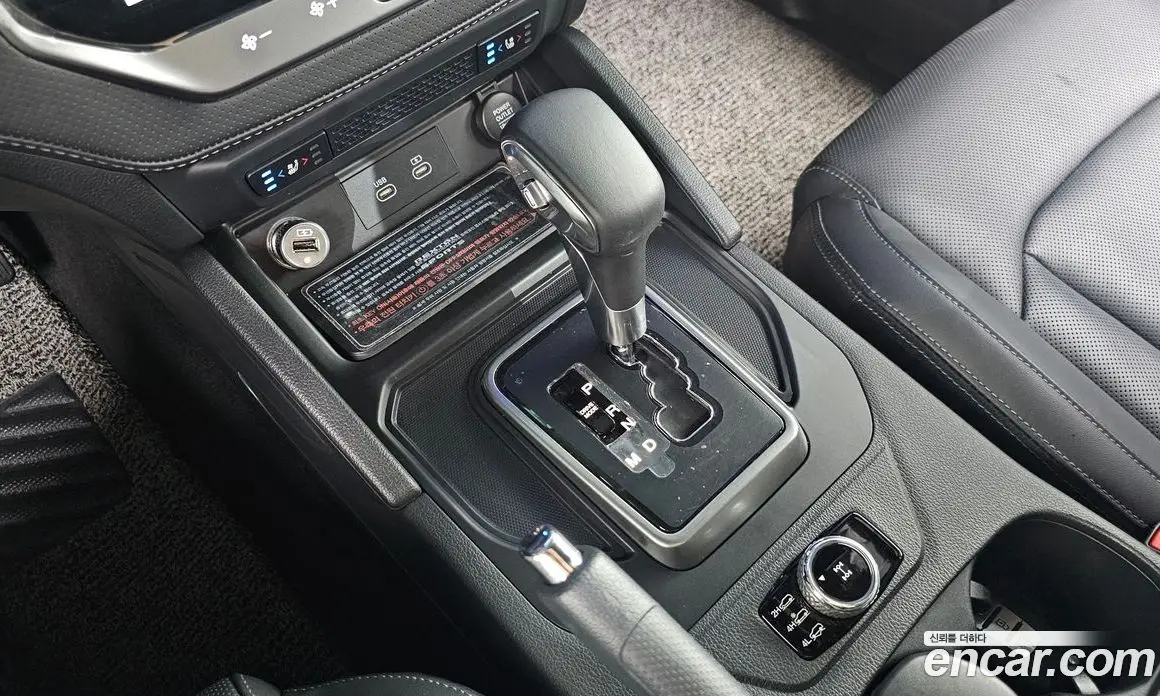SsangYong Rexton 2023 2.2 автомат (гидро), фото 9 SsangYong Rexton 2023 2.2 автомат (гидро), фото 9