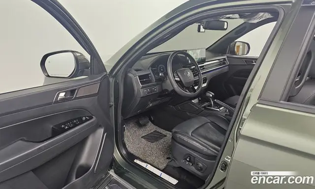 SsangYong Rexton 2023 2.2 автомат (гидро), миниатюра 10 SsangYong Rexton 2023 2.2 автомат (гидро), миниатюра 10