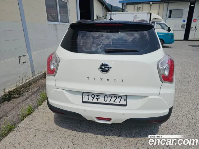 SsangYong TIBOLI 2016 1.6 автомат (гидро), миниатюра 2