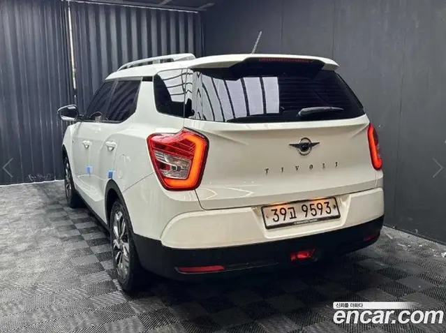 SsangYong TIBOLI 2018 1.6 автомат (гидро), миниатюра 3