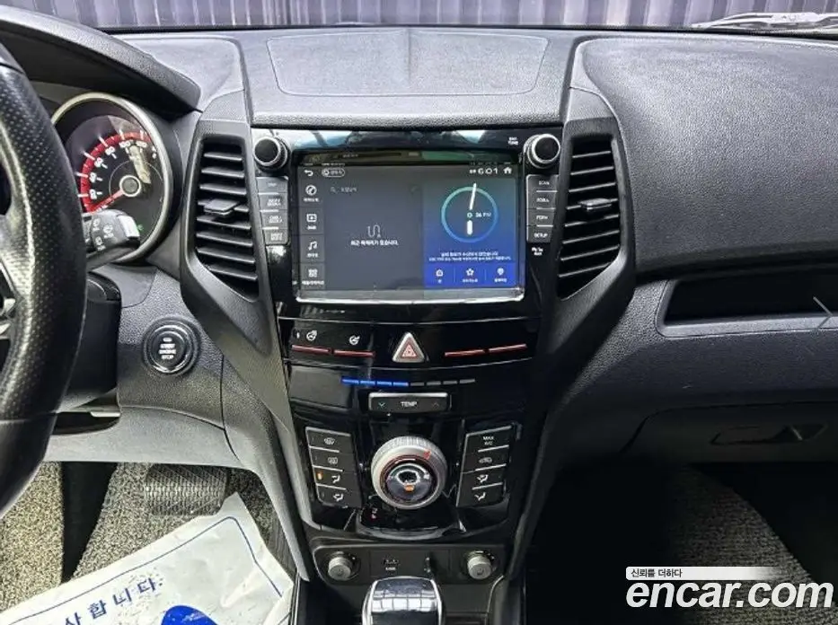 SsangYong TIBOLI 2018 1.6 автомат (гидро), фото 10