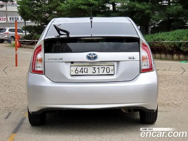 Toyota Prius 2013 1.8 автомат (гидро), миниатюра 4 Toyota Prius 2013 1.8 автомат (гидро), миниатюра 4