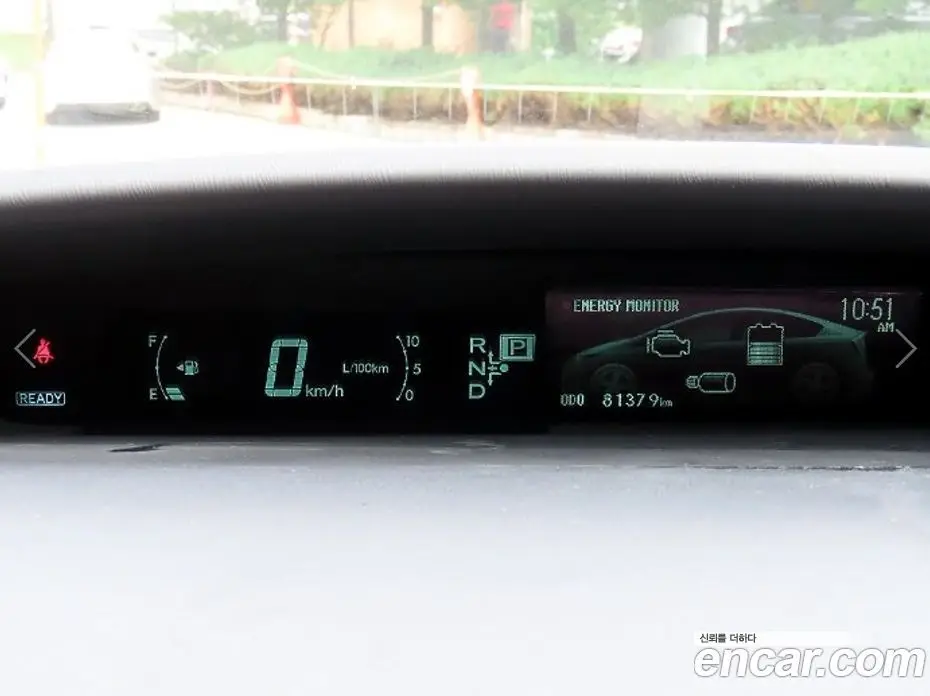 Toyota Prius 2013 1.8 автомат (гидро), фото 9 Toyota Prius 2013 1.8 автомат (гидро), фото 9