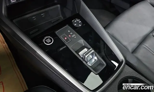 Audi A3 2024 2.0 автомат (гидро), миниатюра 9