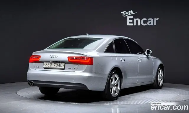 Audi A6 2015 2.0 автомат (гидро), миниатюра 2 Audi A6 2015 2.0 автомат (гидро), миниатюра 2